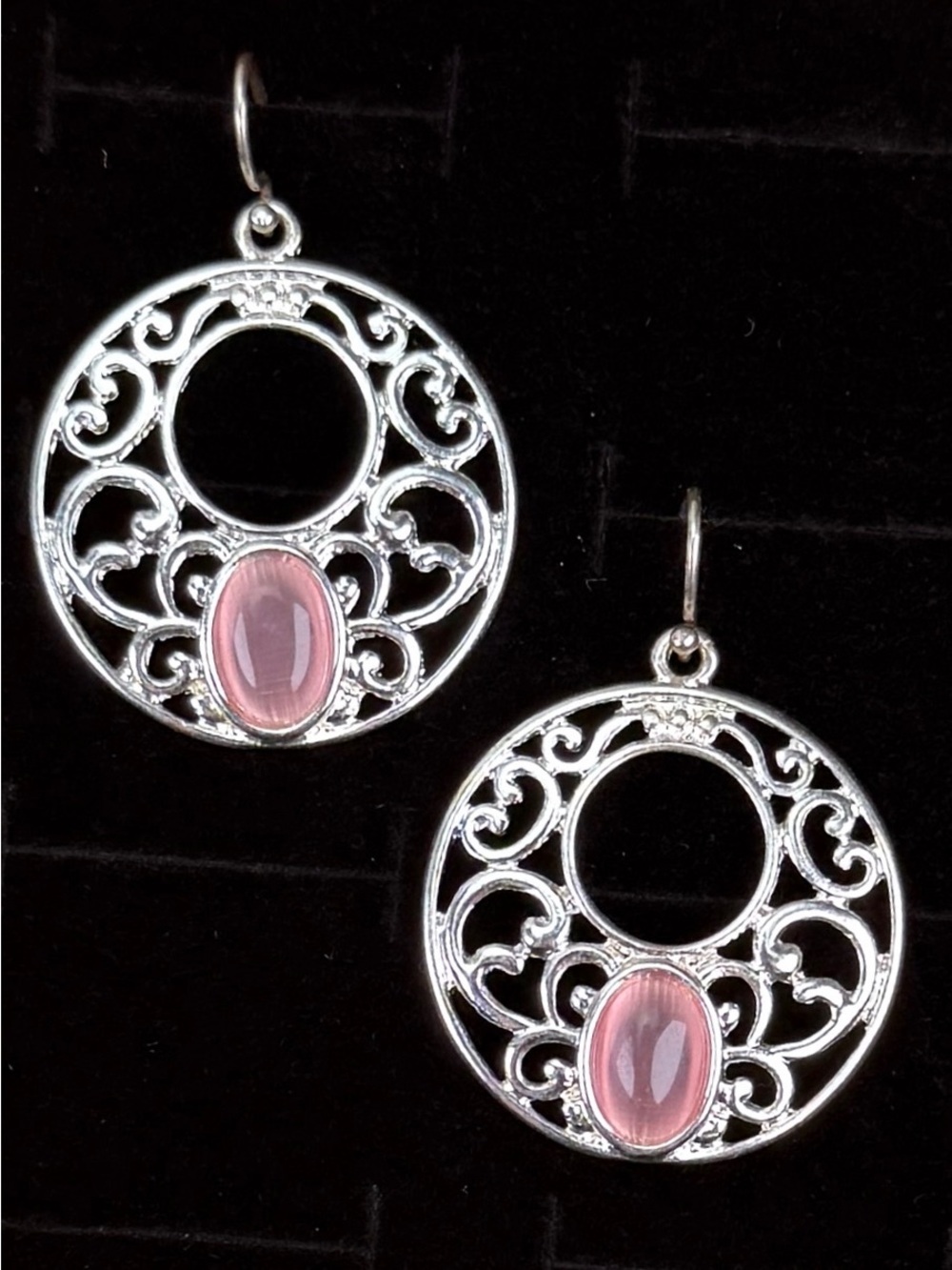 Beautiful Silvertone and pink lightweight pierced dangle earrings